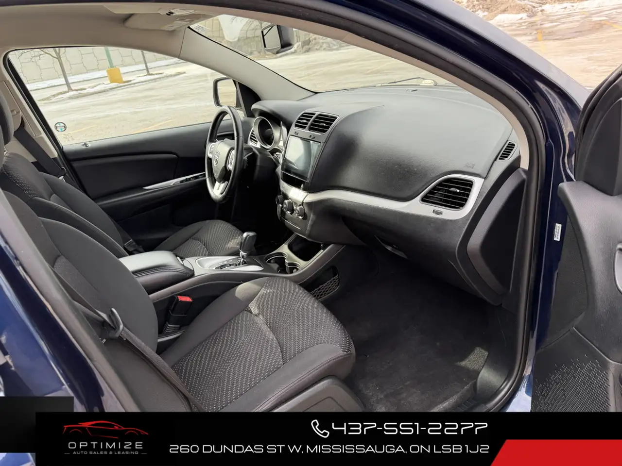 Dodge Journey снимка Dodge Journey