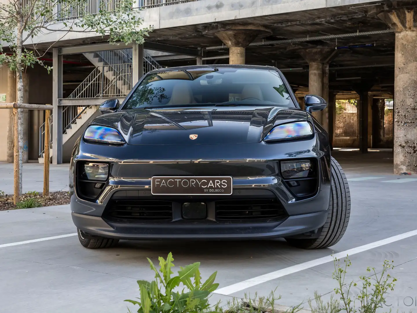 Porsche Macan 4 Grijs - 2