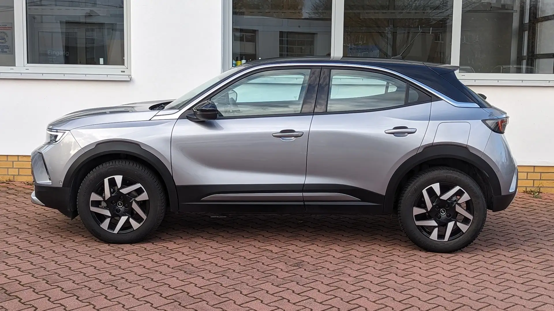 Opel Mokka 1.2 Turbo Autom. LHZ/SHZ/MatrixLED/Navi/DriveAssi Silber - 2