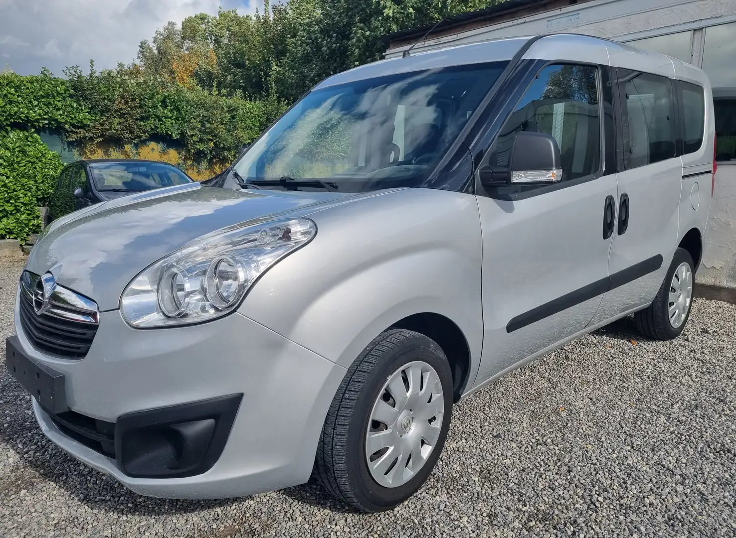 Opel Combo Combo Tour 1.4i L1H1 Essentia**60.247KM**CAR-PASS Gris - 1