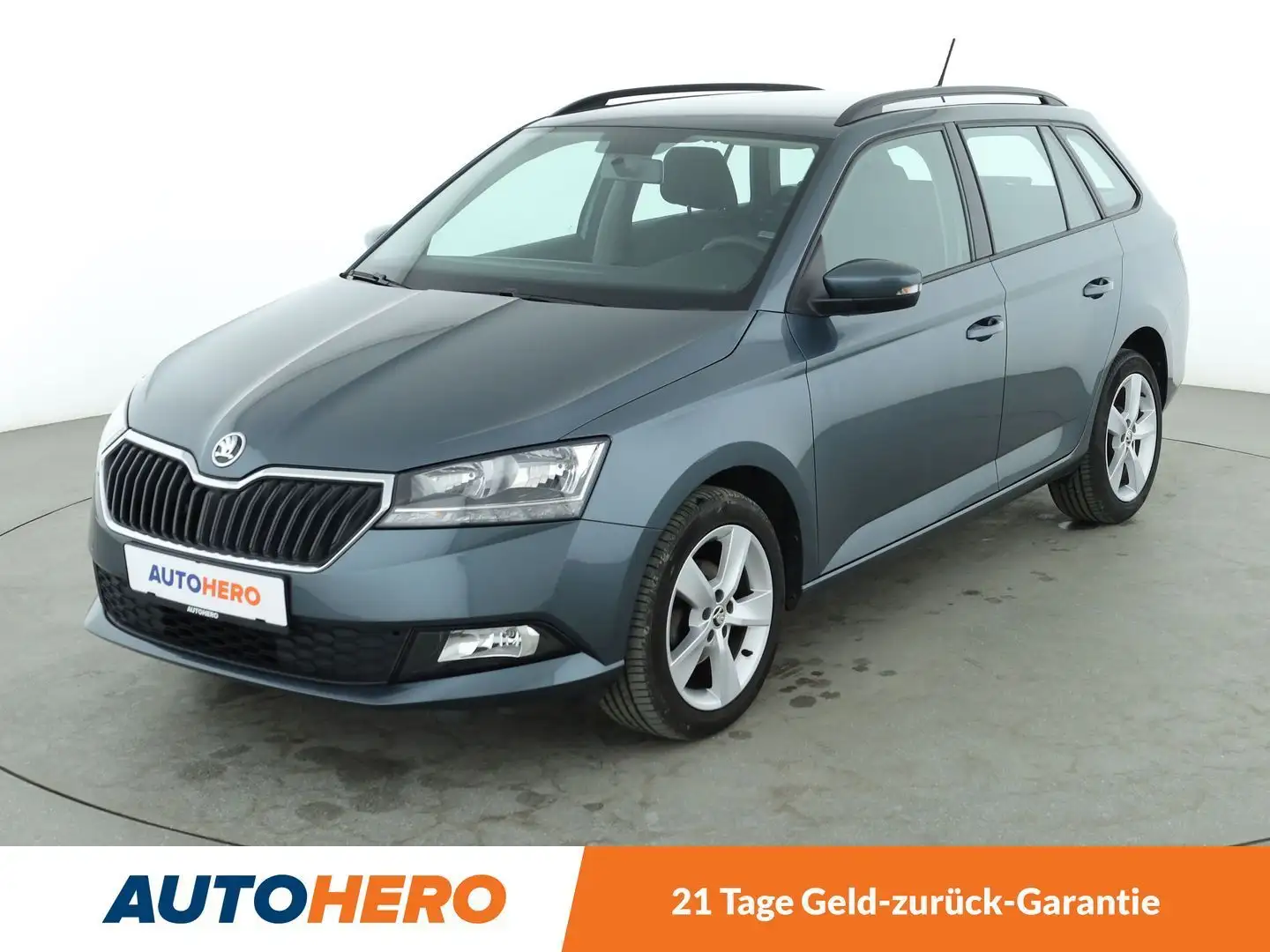 Skoda Fabia 1.0 MPI Cool Plus*PDC*SHZ*AHK*KLIMA*GARANTIE* Grau - 1