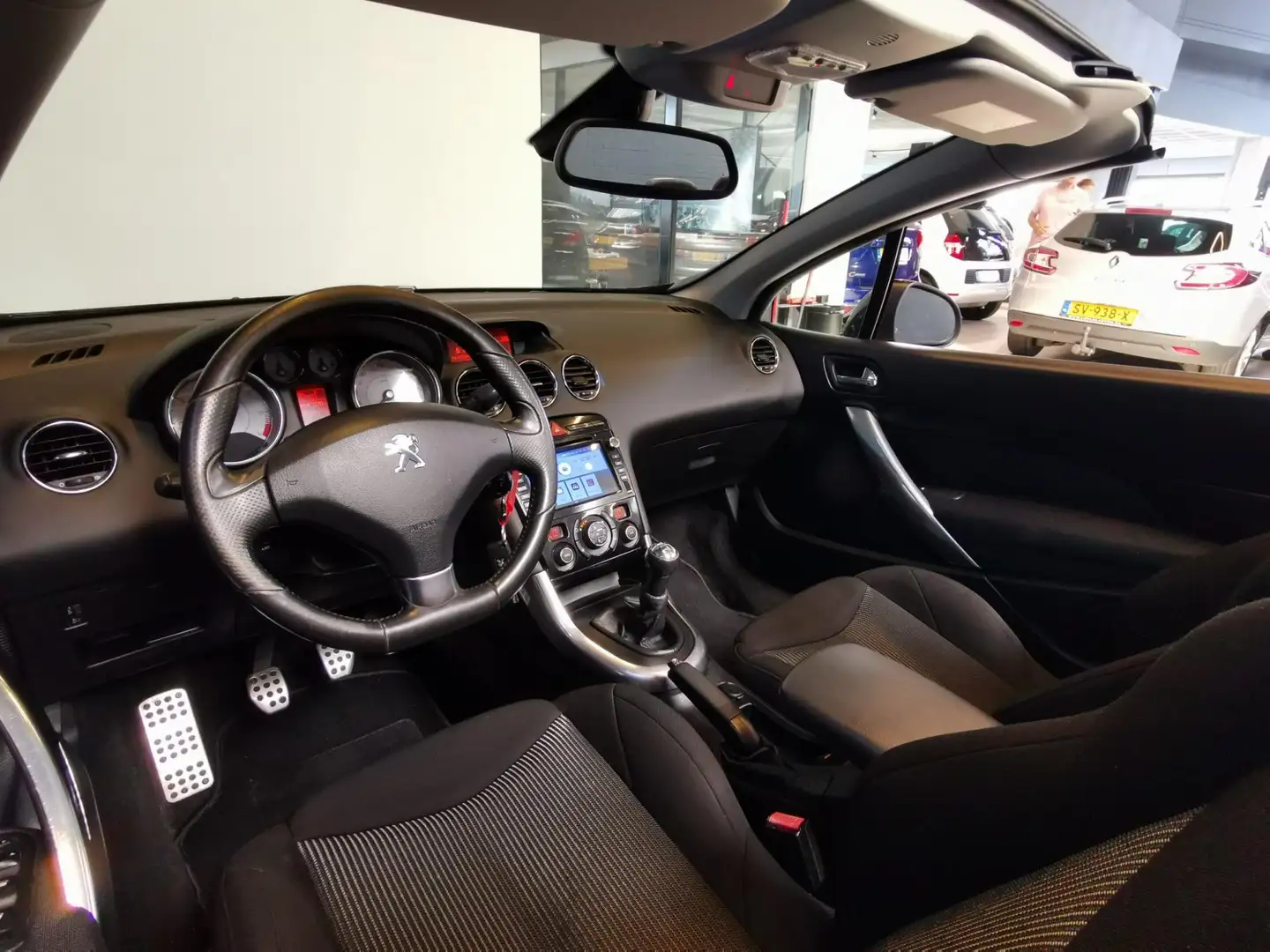 Peugeot 308 CC 1.6 VTi Sport Pack | NAVI | AIRCO | CRUISE | PD Zwart - 2