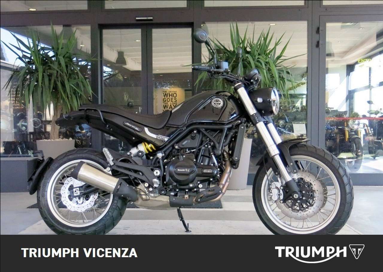 Benelli Leoncino Trail E5