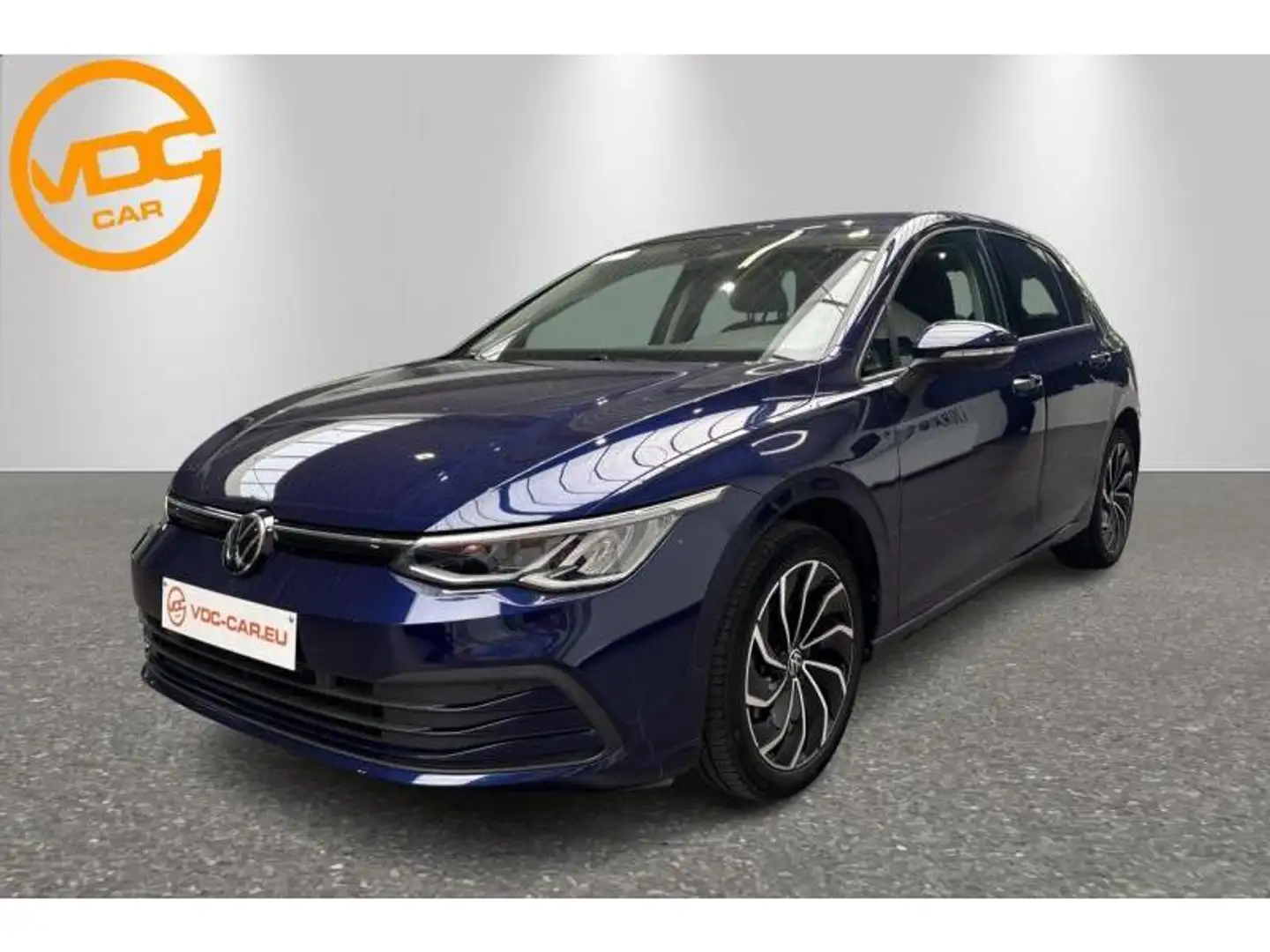 Volkswagen Golf VIII Life Blauw - 1