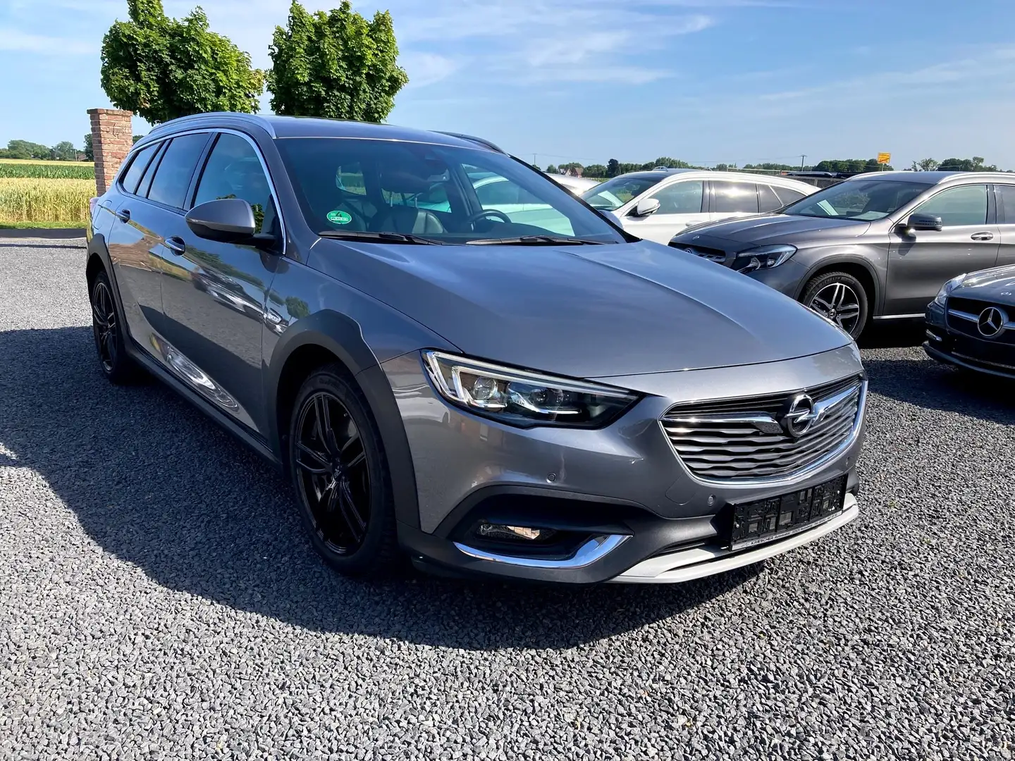 Opel Insignia Country Tourer 2.0 CDTI // OPC Line// Leder// Navi Grijs - 1