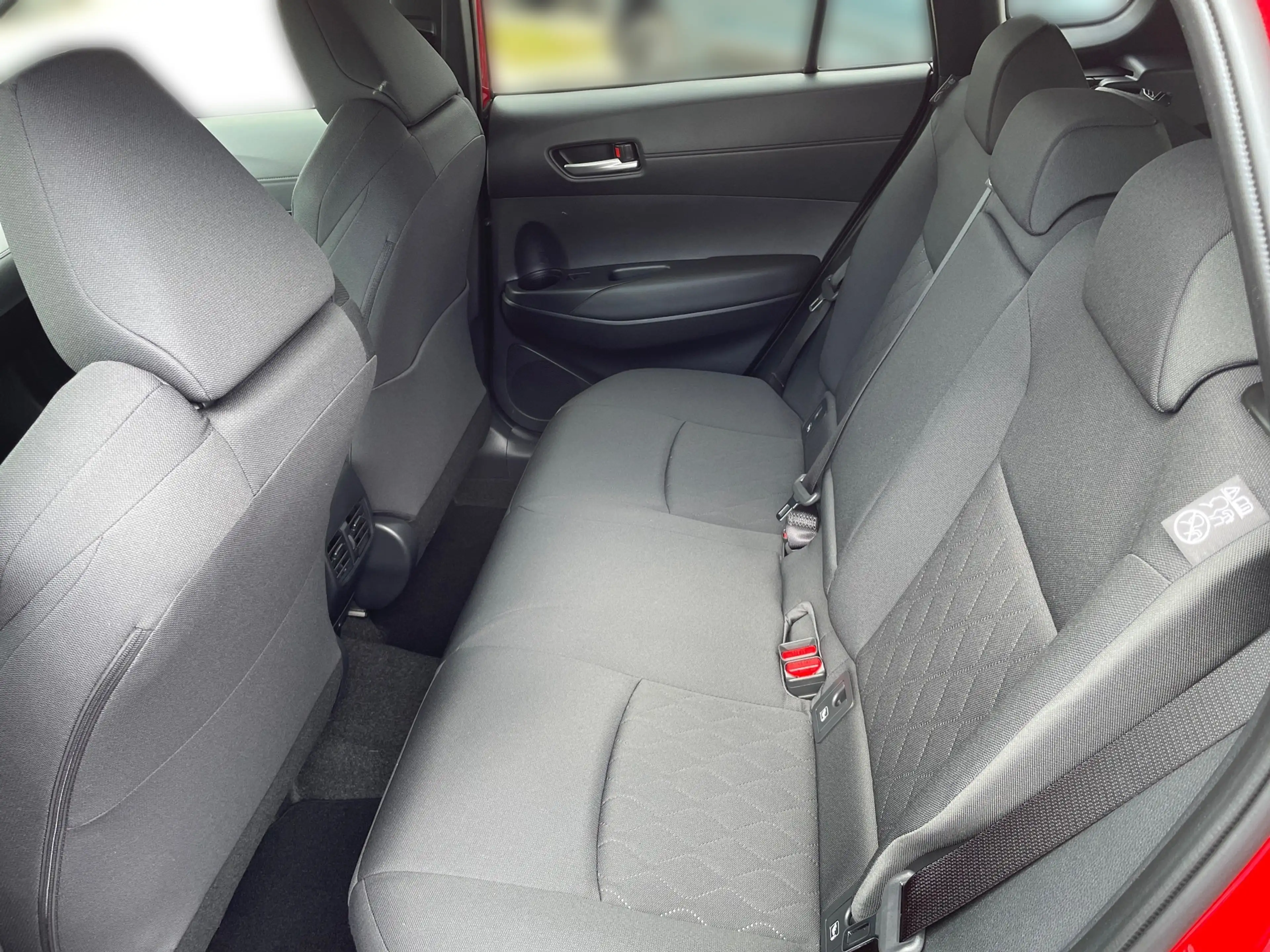 Toyota Corolla Cross Corolla Cross SUV Teamplayer 1,8 l Hybrid Automati — photo 8