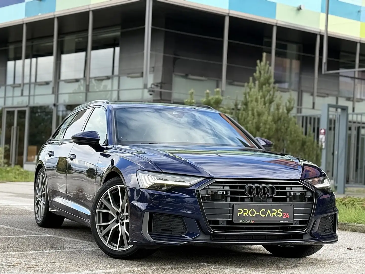 Audi A6 Avant // Standheizung // 360 Kamera // Garantie Bleu - 1