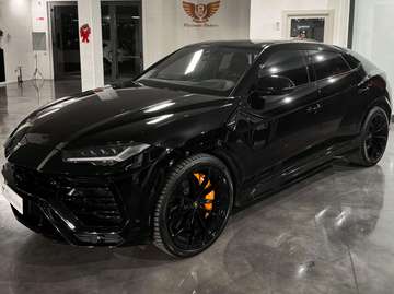 Urus 4.0 V8 auto