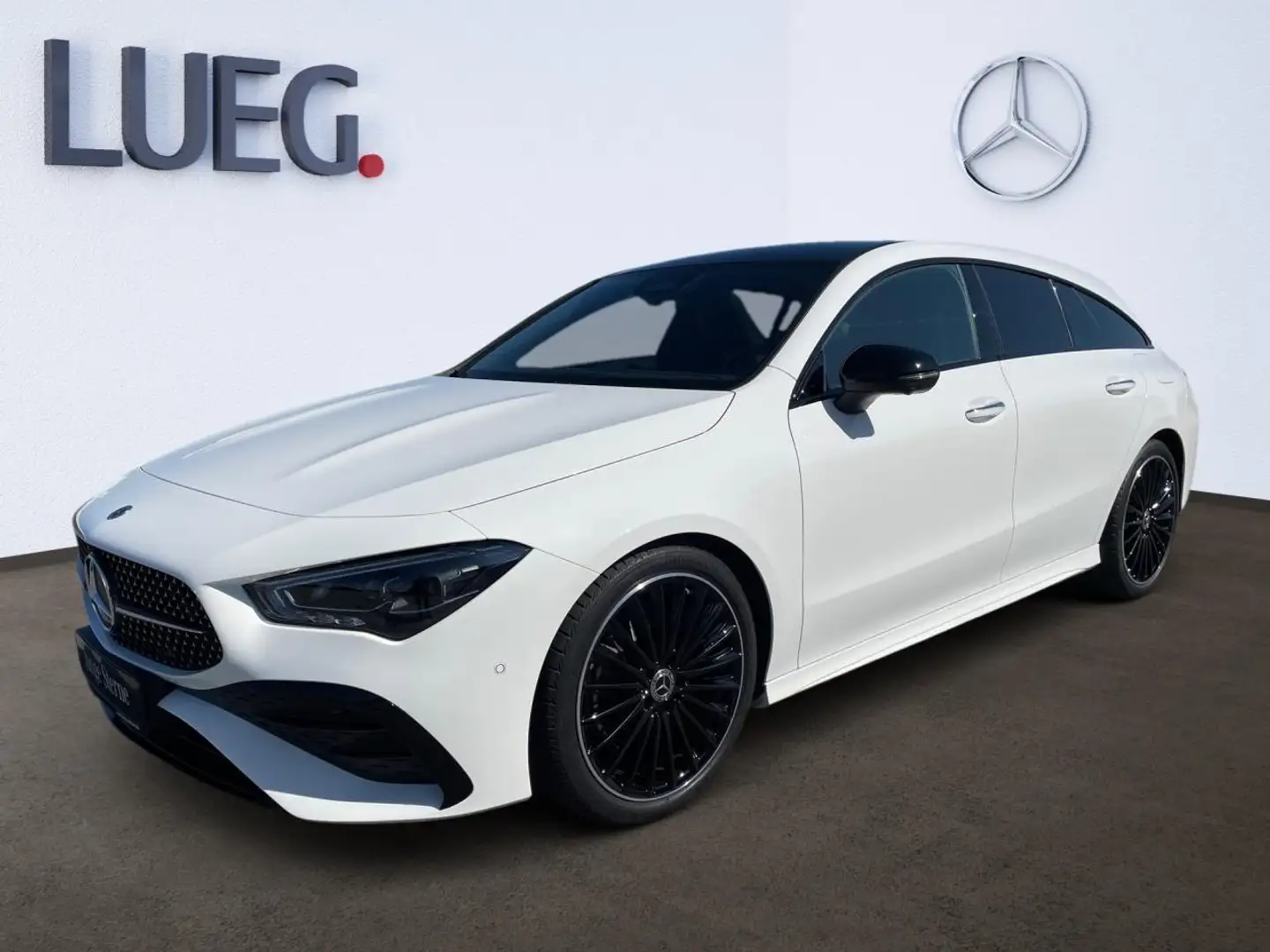 Mercedes-Benz CLA 200 Shooting Brake AMG+PANODACH+NIGHT+360° Blanc - 2