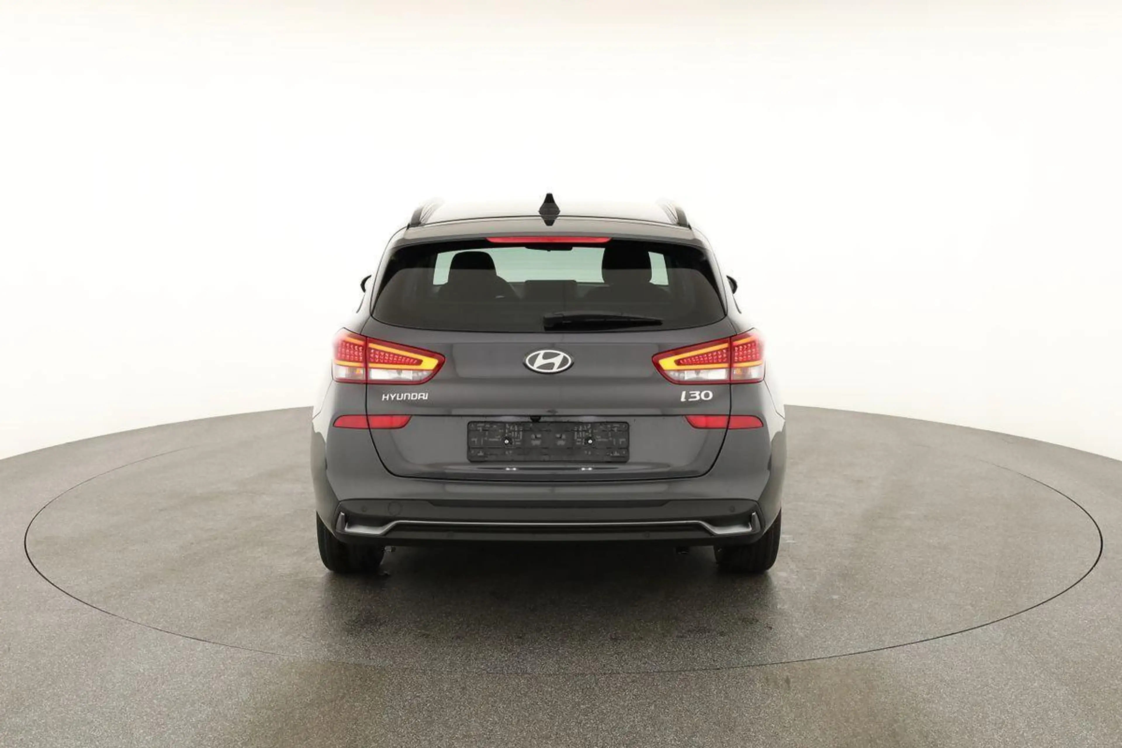 Hyundai i30 Kombi 1.6 T-GDI DCT, Navi, Kamera, 16-Zoll, 5 J... — photo 13