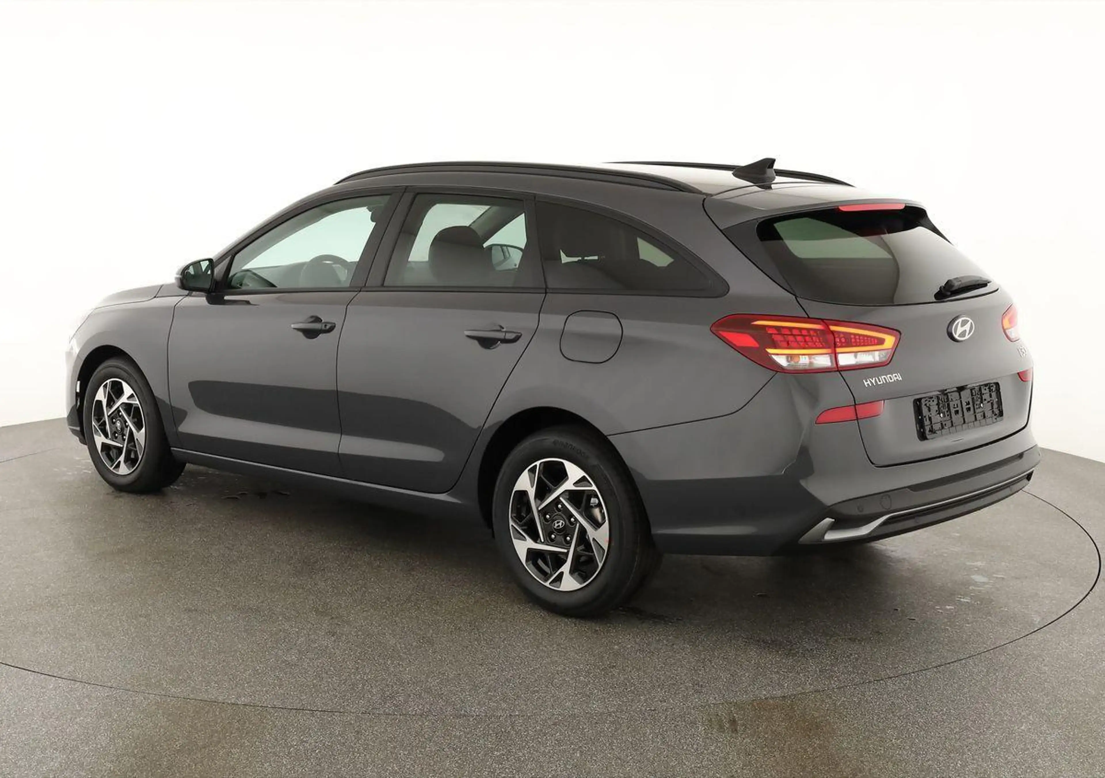 Hyundai i30 Kombi 1.6 T-GDI DCT, Navi, Kamera, 16-Zoll, 5 J... — photo 3