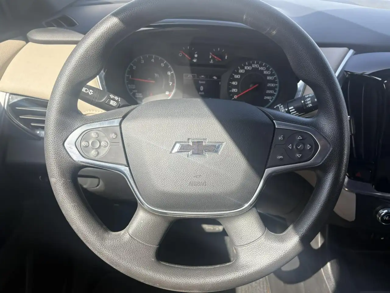 Chevrolet Traverse снимка Chevrolet Traverse