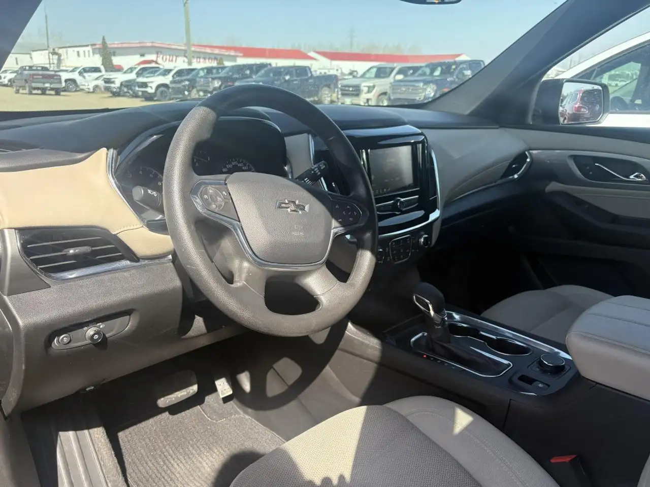 Chevrolet Traverse снимка Chevrolet Traverse