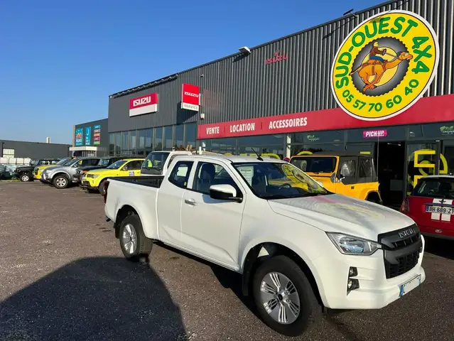 Isuzu D-Max 🚨🚨 BB Space cab 164cv Etat neuf🚨🚨