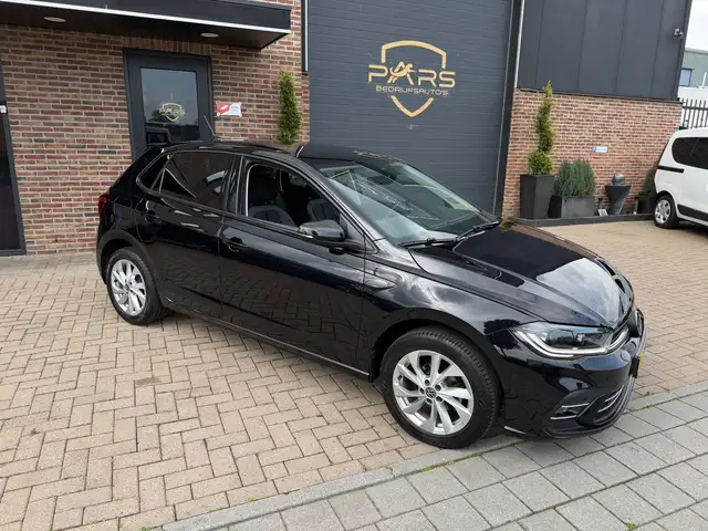 Volkswagen Polo view 6