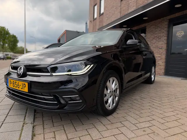 Volkswagen Polo view 12