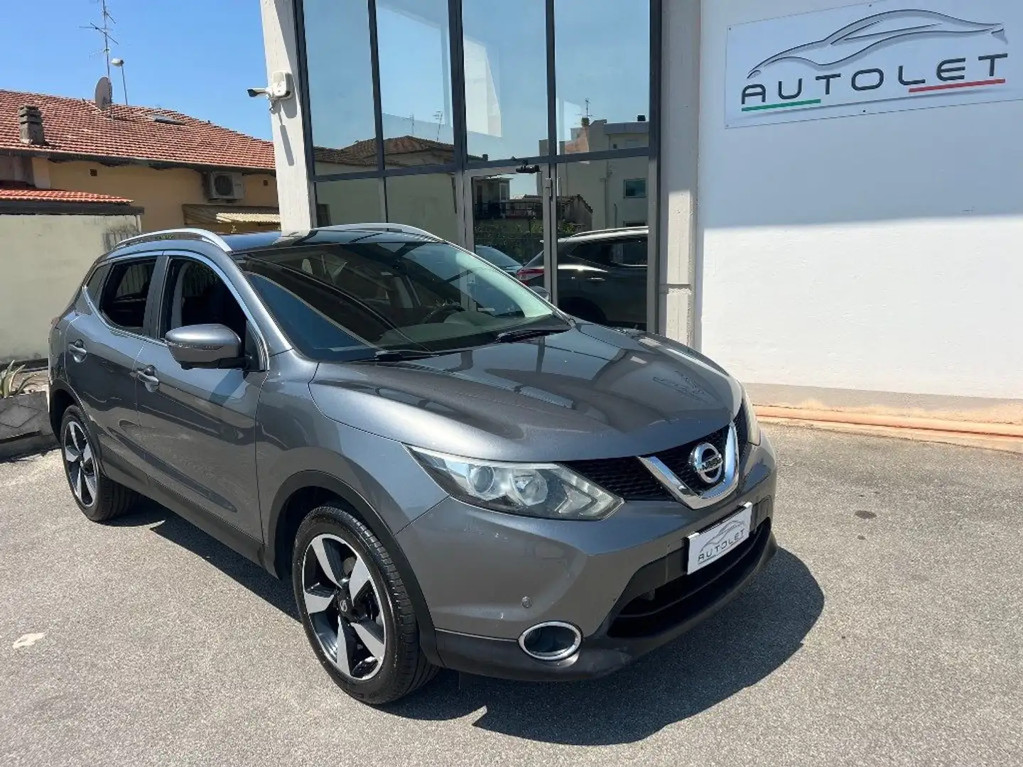Nissan Qashqai 1.5 dCi Tekna Grigio - 1