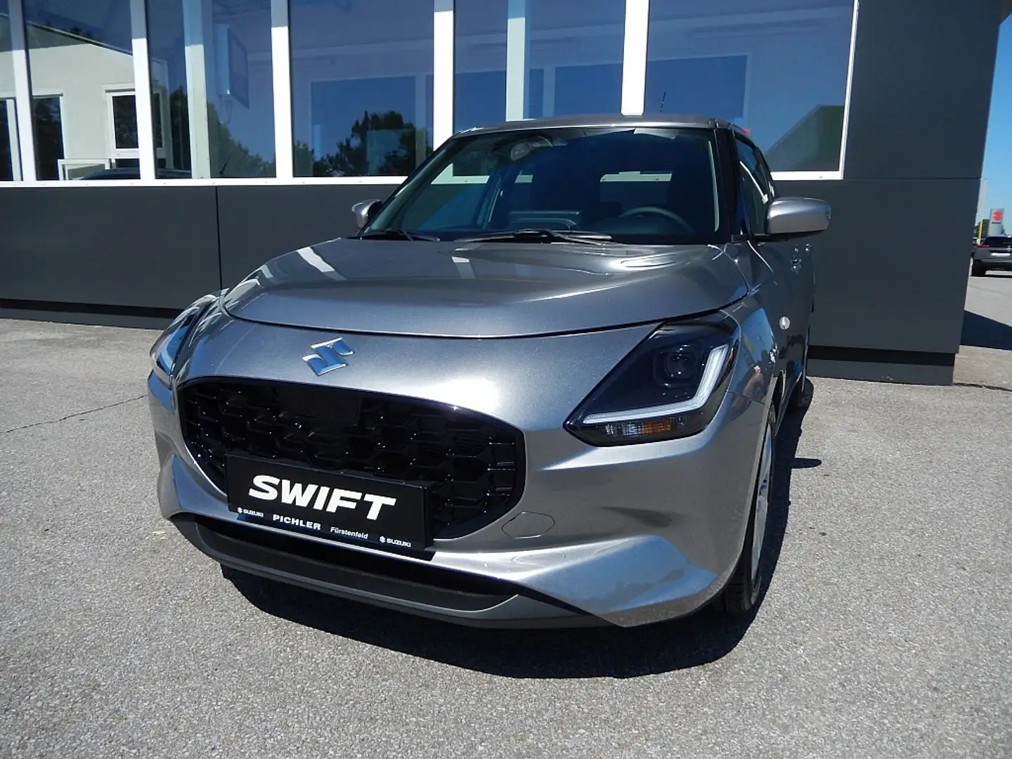 Suzuki Swift 1,2 Hybrid Shine Silber - 1