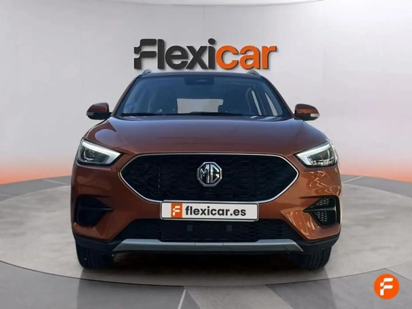 MG ZS 1.5 Comfort Naranja - 2