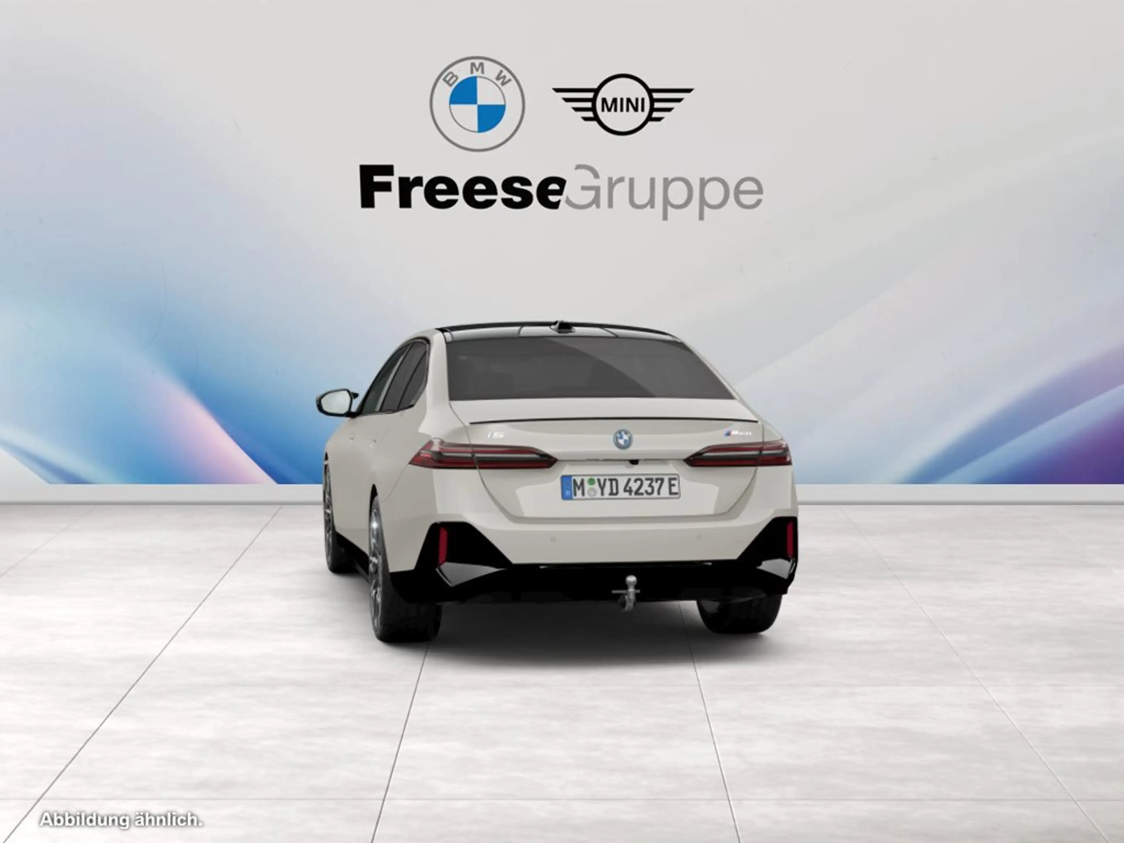BMW i5 M60 xDrive AHK 360° STANDHZ HEAD-UP PANO RFK — photo 7