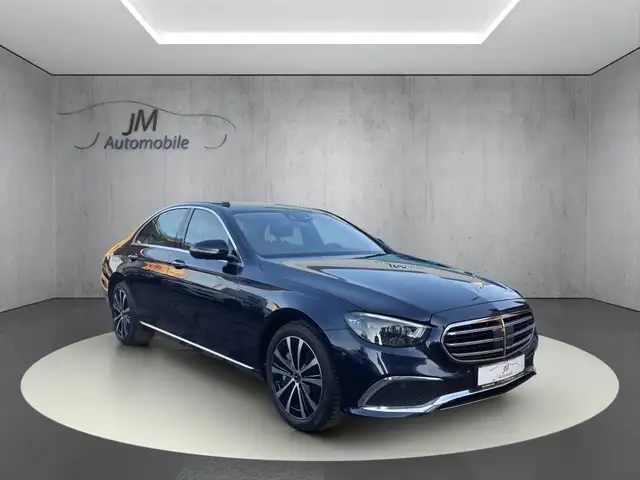 Mercedes-Benz E 300 de LED Leder Burmester