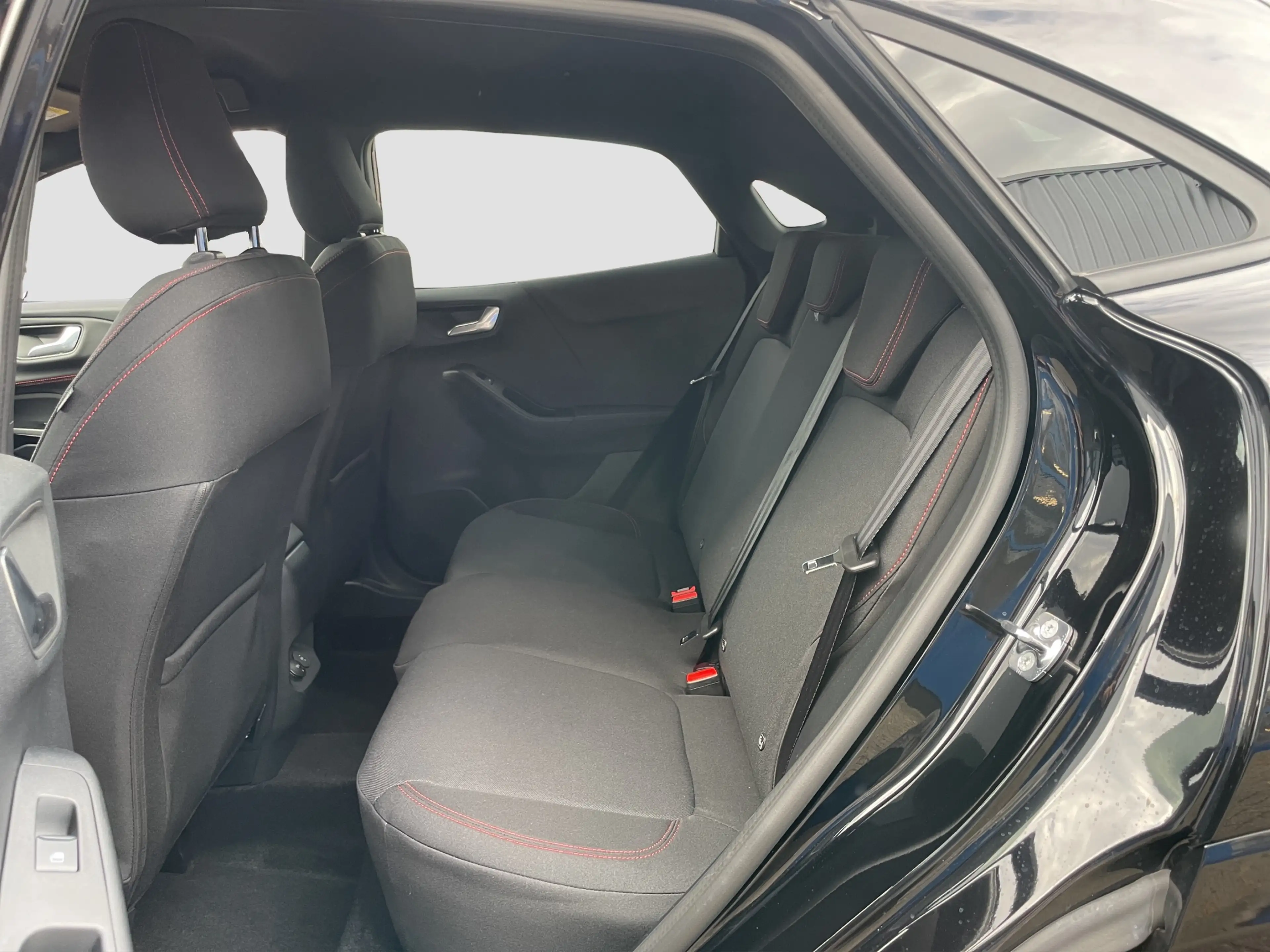 Ford Puma — photo 12
