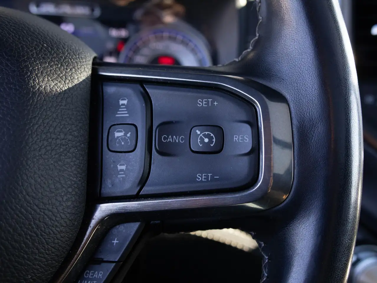 Dodge RAM 2021 — фото 17
