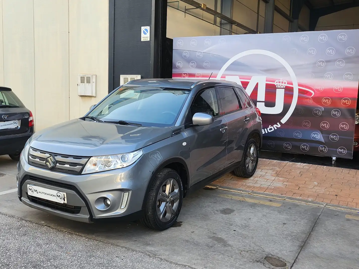 Suzuki Vitara 1.6DDiS GLE 4WD Gris - 2