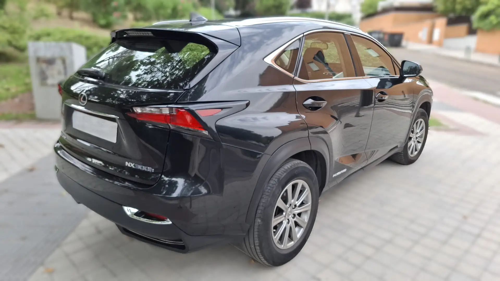Lexus NX 300h NX 300h Corporate 2WD Corporate Negro - 2