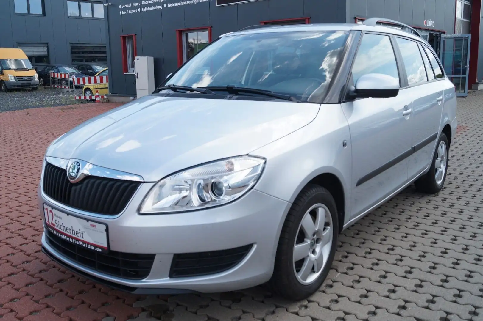 Skoda Fabia Combi Ambiente Silber - 1