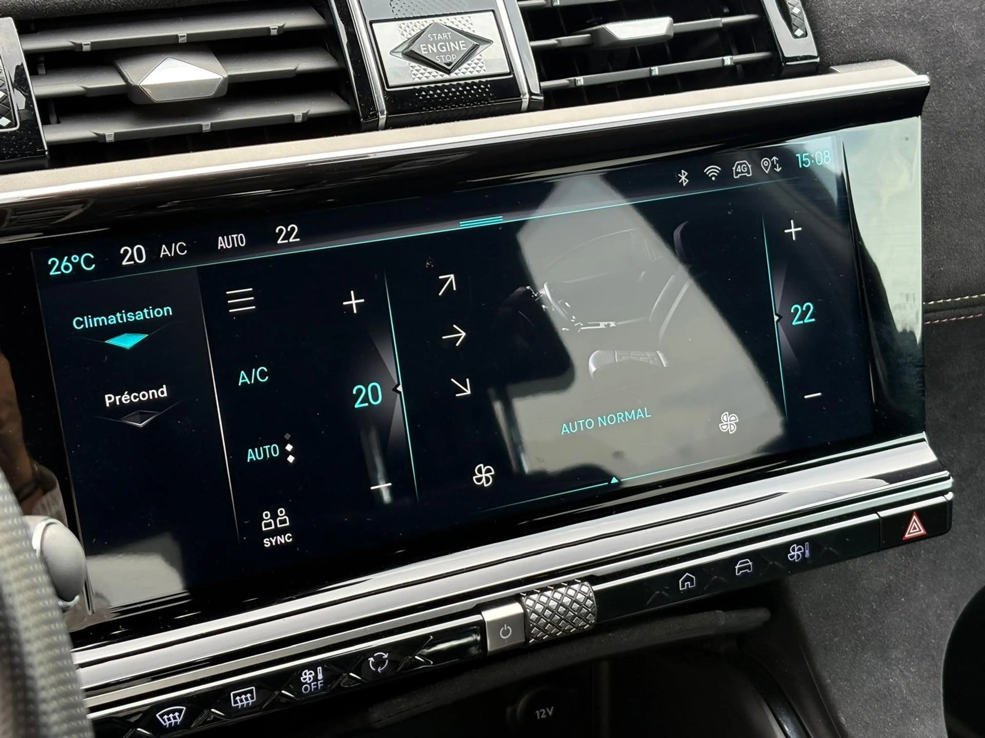 DS Automobiles DS 7 DS7 E-TENSE 4x4 300 PERFORMANCE LINE + — photo 10