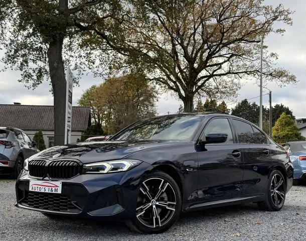 BMW 330 e xDrive M Pack Facelift Laserlight Open-dak Full!