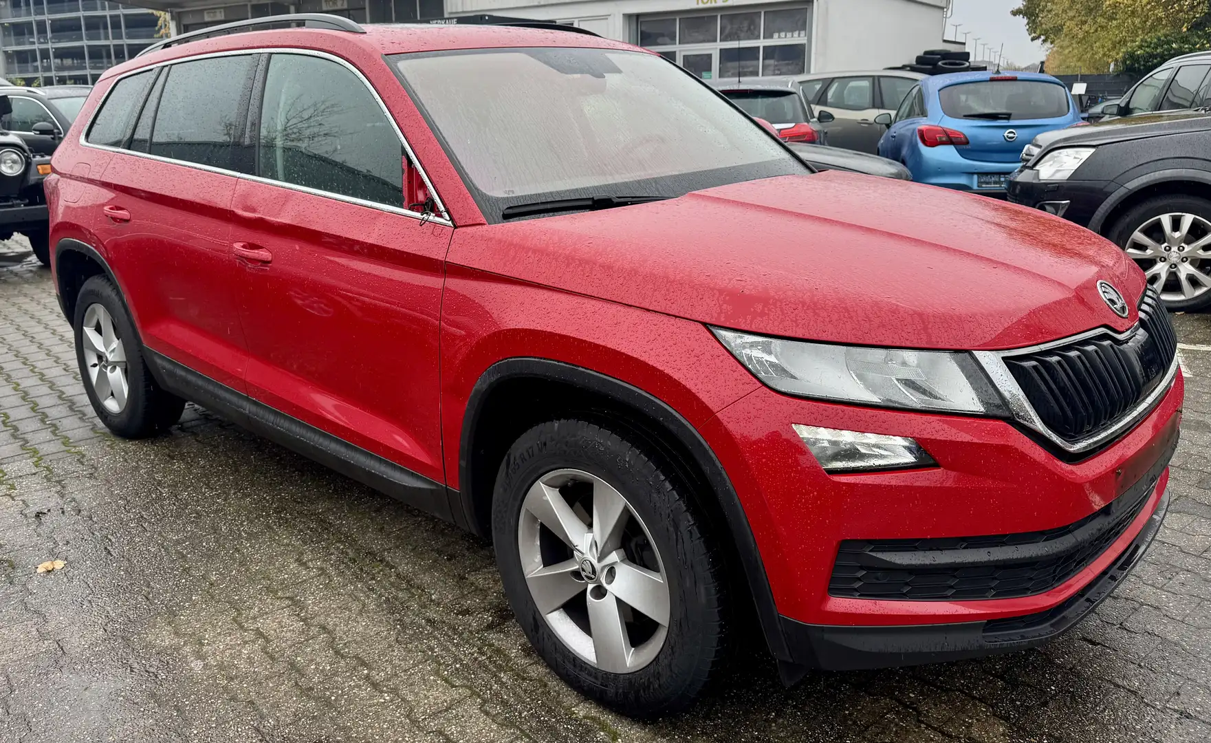 Skoda Kodiaq Ambition*Panorama*R.Kamera*Lückenlosservice* Rouge - 1