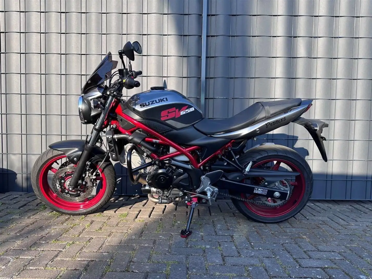 Suzuki SV 650 Noir - 2