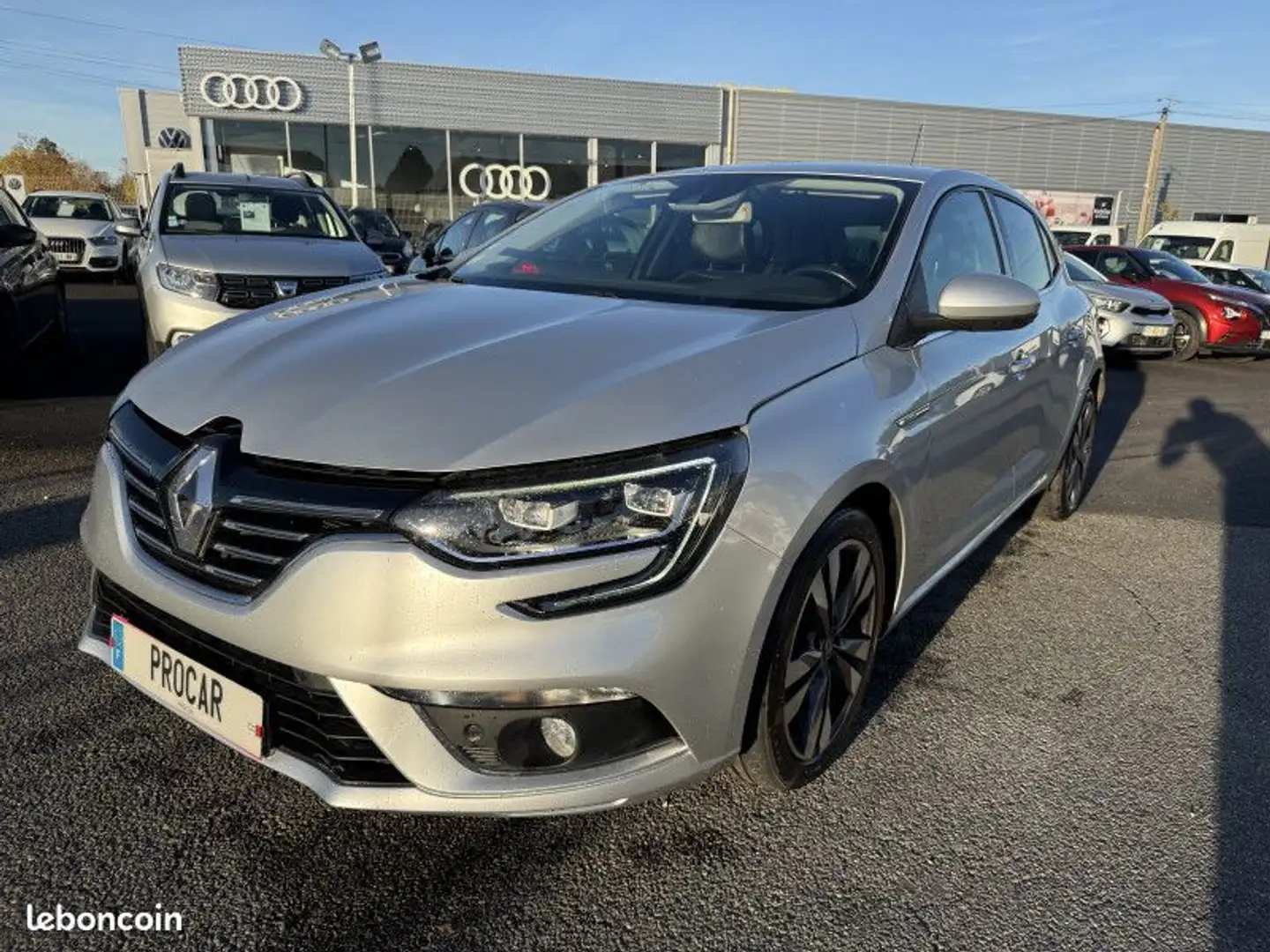 Renault Megane IV 1.5 BLUE DCI 115CH BUSINESS INTENS EDC Grau - 1