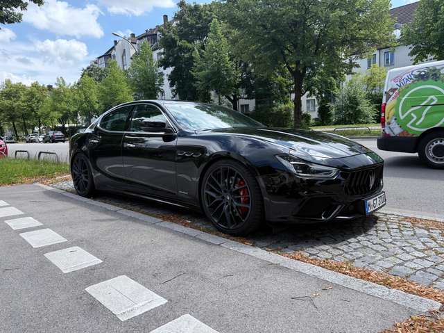 Maserati Ghibli Ghibli GranSport - CarTech - 1.Hd - unfallfrei