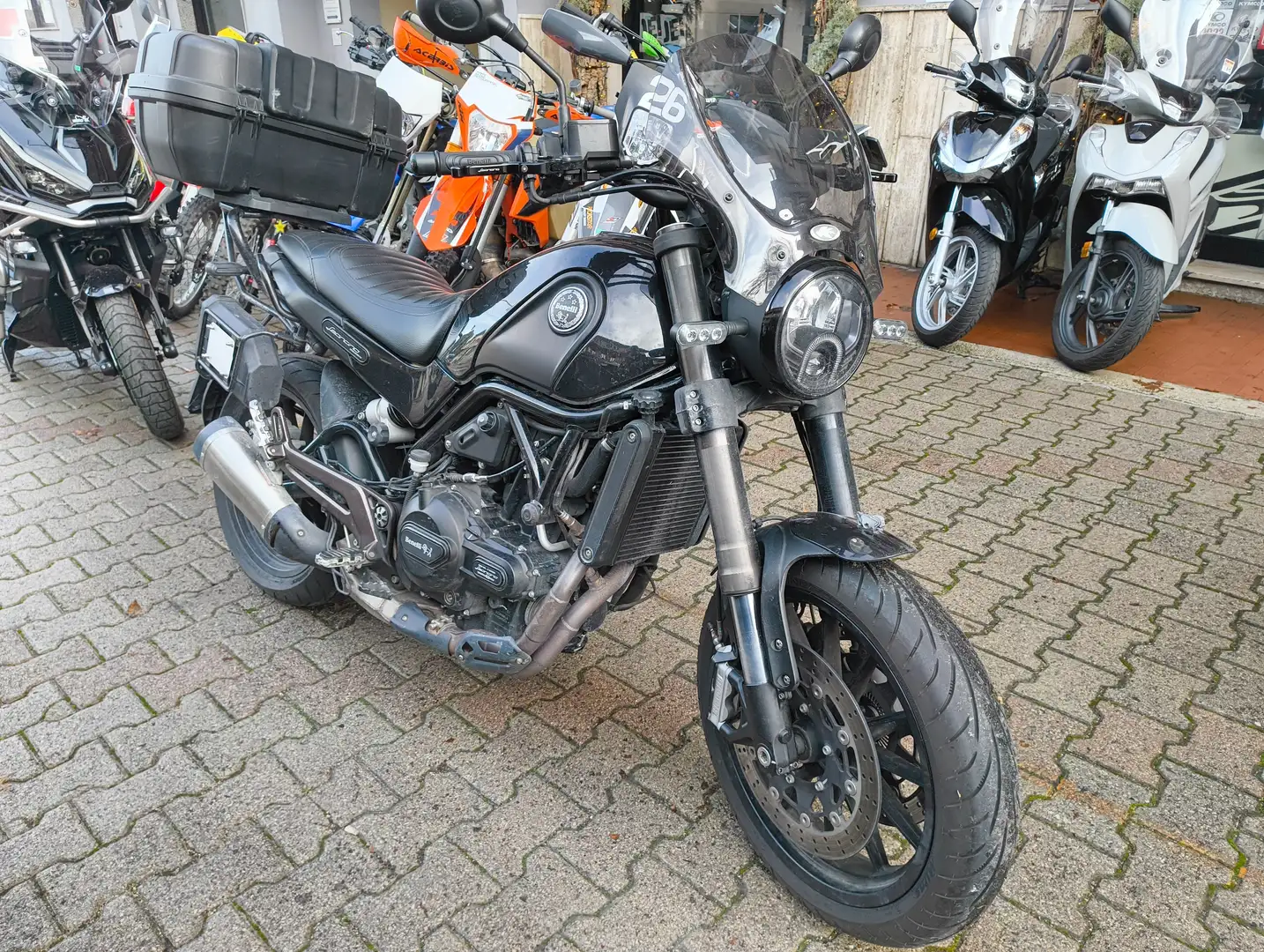 Benelli Leoncino 500 Nero - 2