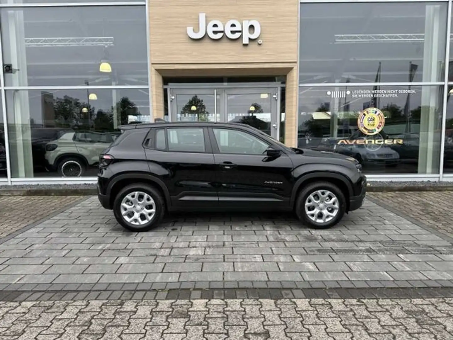 Jeep Avenger Altitude 1.2 Winter NAVI Allwetter SH Digitales Co Noir - 2