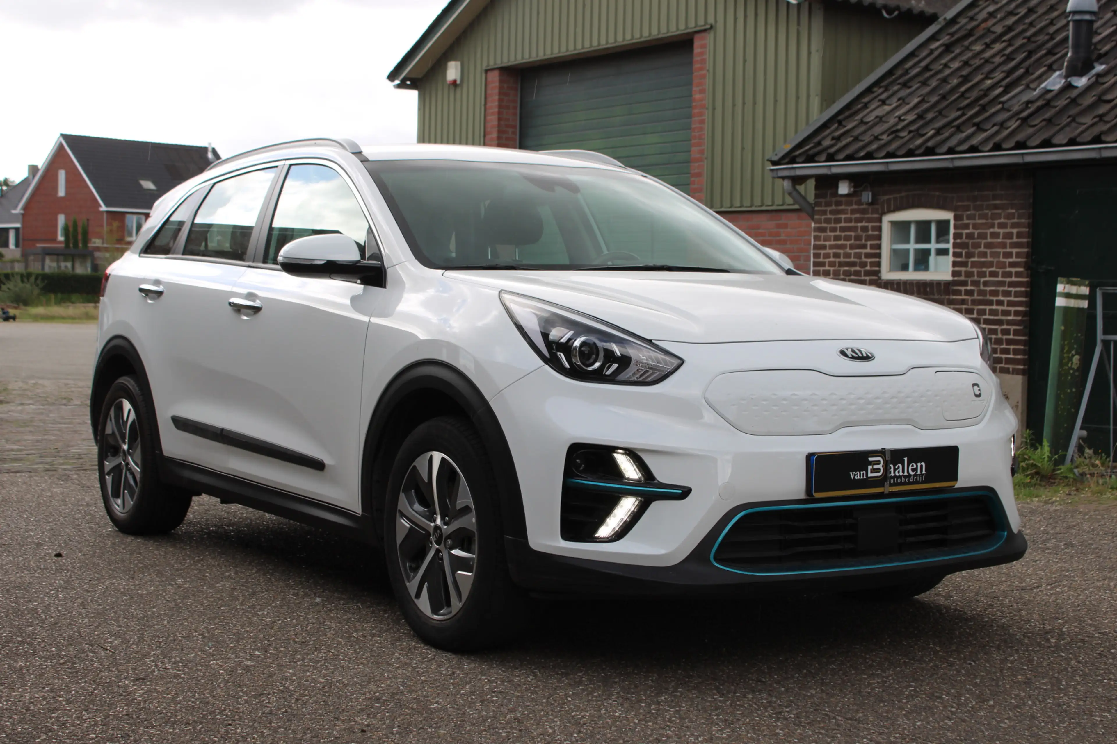 Kia e-Niro DynamicLine 39 kWh SOh 96.4% NAVI ECC ORG NL 14000 — photo 2