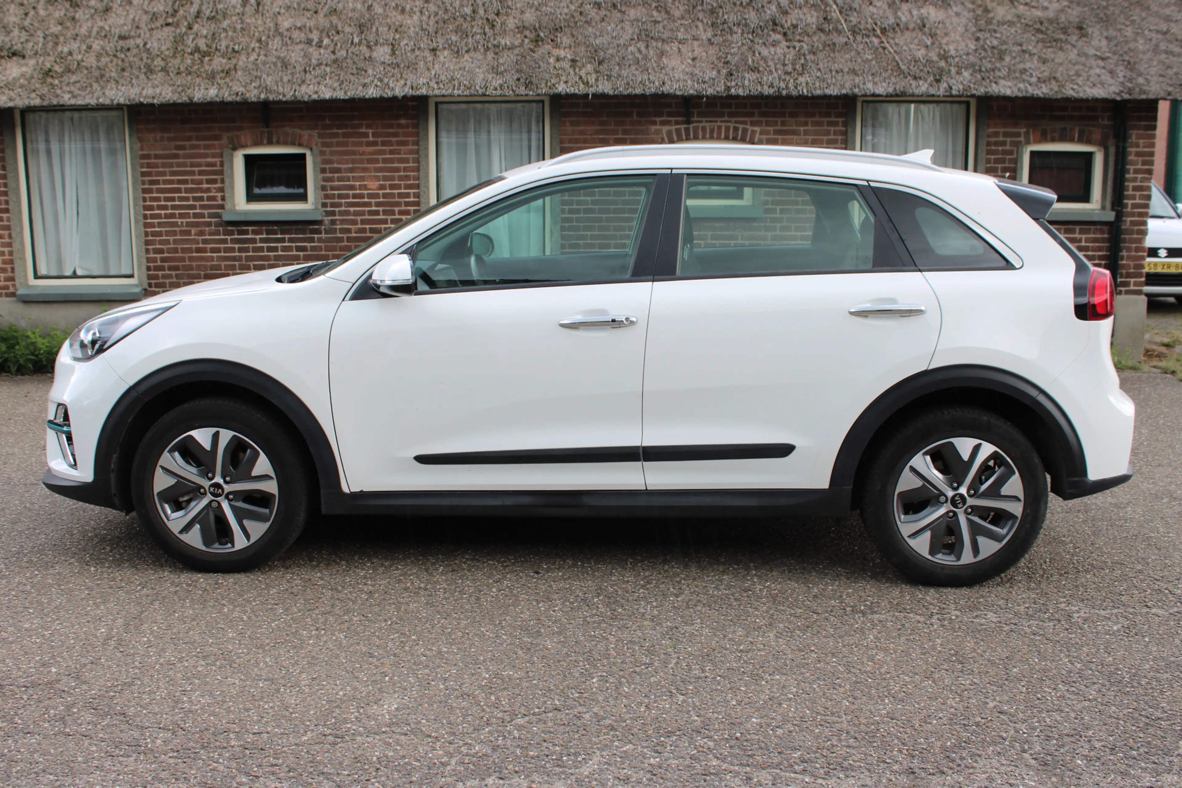 Kia e-Niro DynamicLine 39 kWh SOh 96.4% NAVI ECC ORG NL 14000 — photo 5