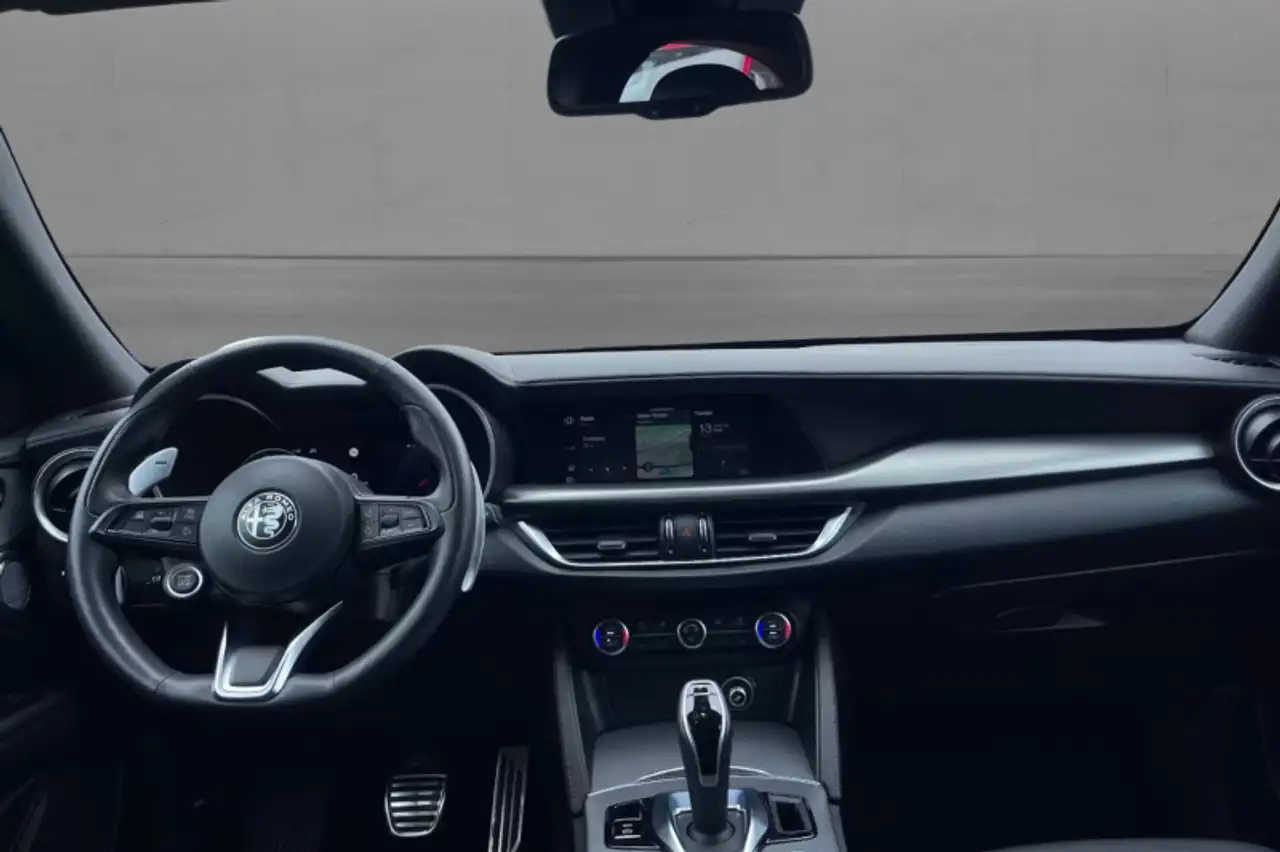 Alfa Romeo Stelvio 2024