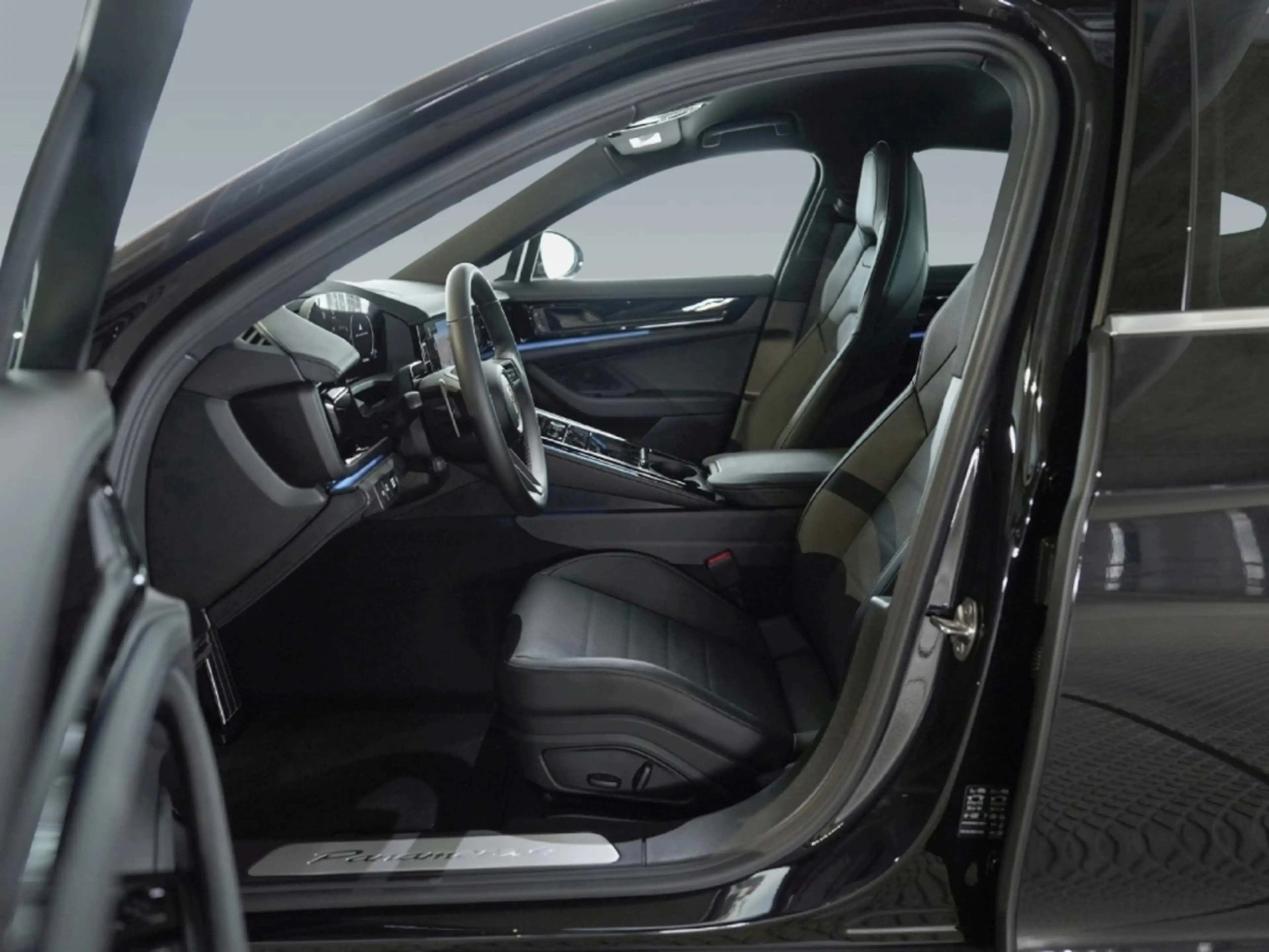 Porsche Panamera 4 — photo 5