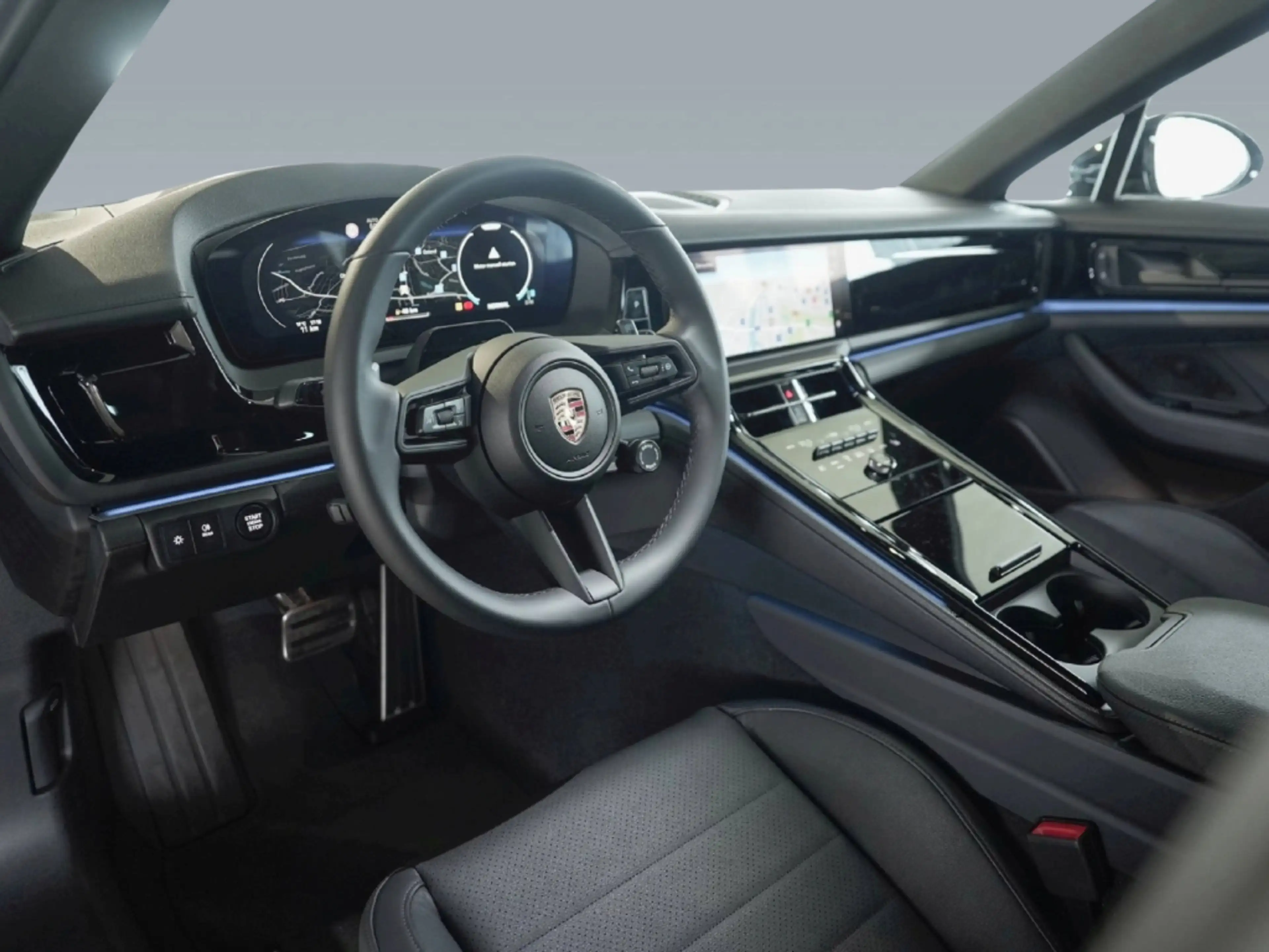 Porsche Panamera 4 — photo 4