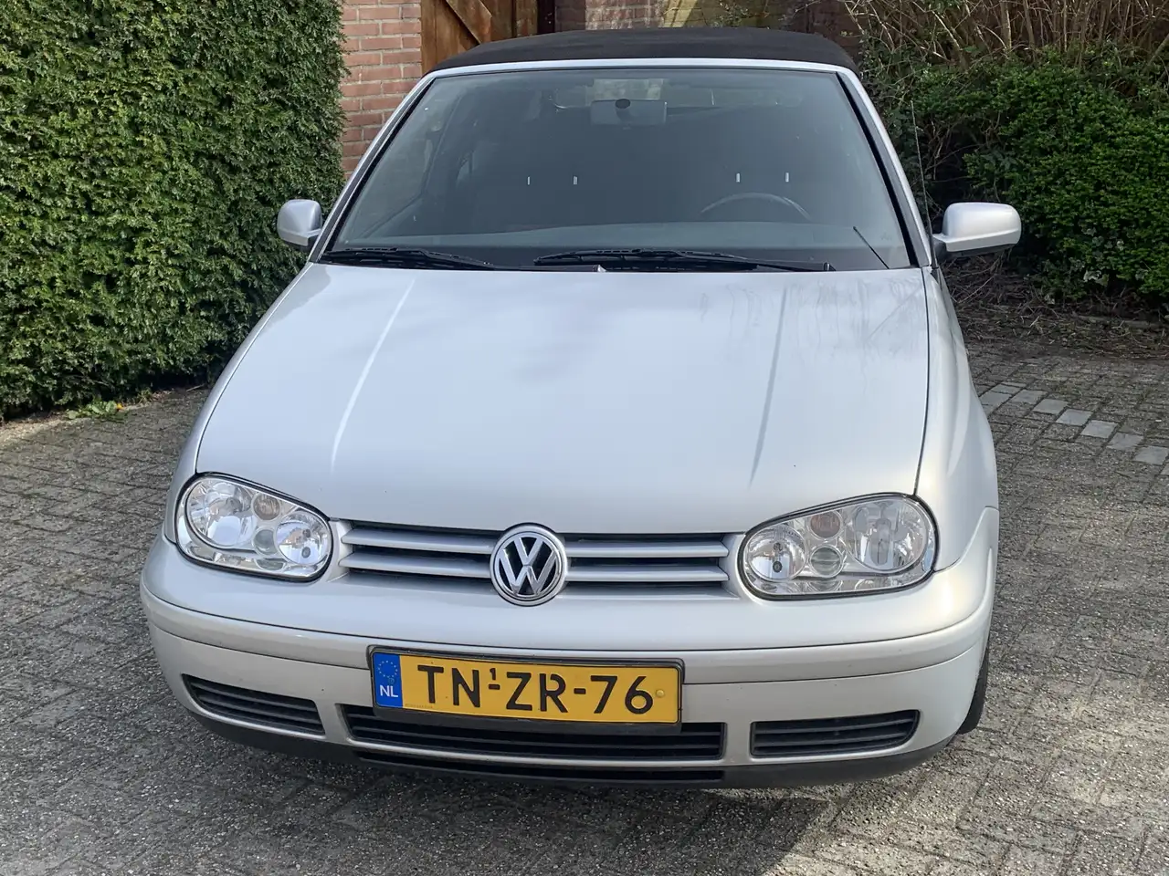Volkswagen Golf Cabriolet 1.8 Highline, foto 2