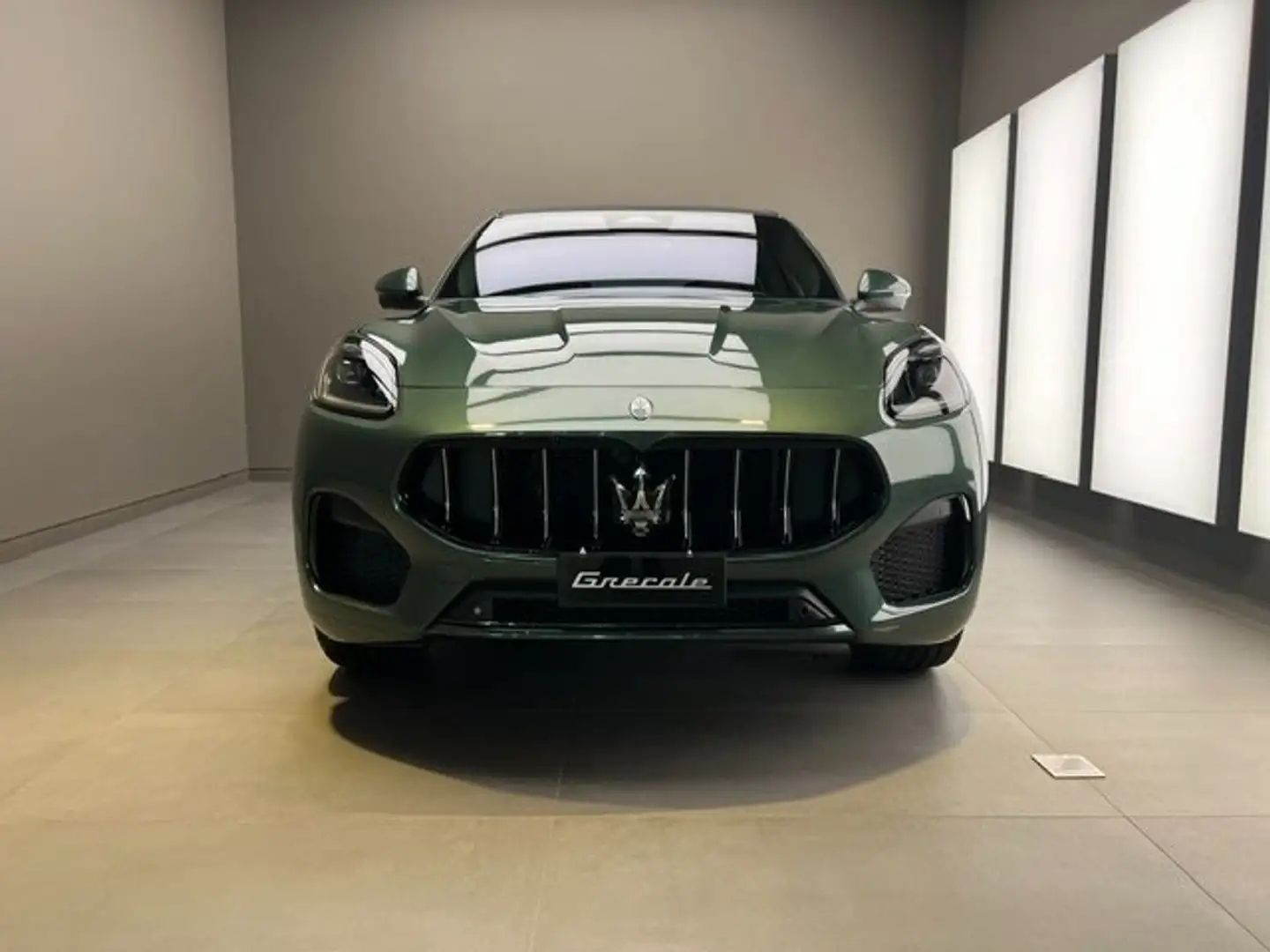 Maserati Grecale 2.0 mhev 250cv auto Verde - 2