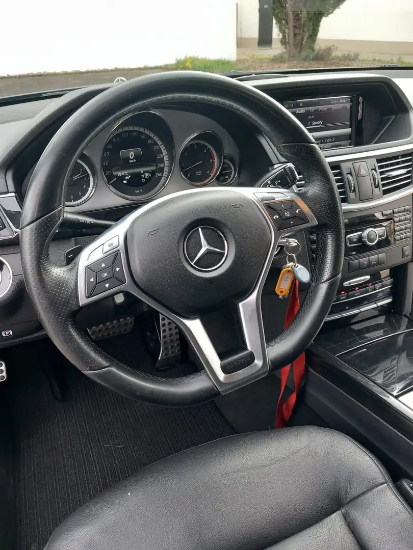 Mercedes-Benz E 350 T CDI DPF 4Matic BlueEFFICIENCY 7G-TRONIC Avantgar - 2