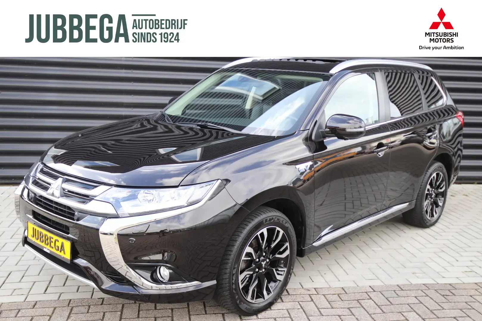 Mitsubishi Outlander 2.0 PHEV instyle+ Trekhaak, Opendak, Adaptive Cr, Zwart - 1