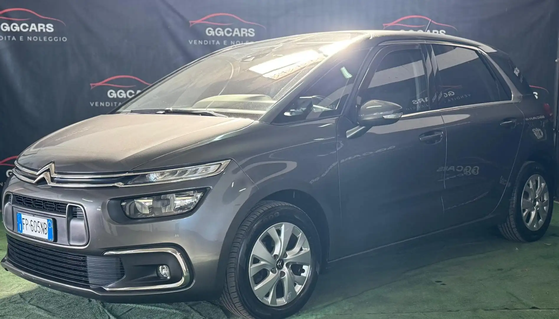 Citroen C4 Picasso C4 Picasso II 2017 1.6 bluehdi Shine s Grau - 1