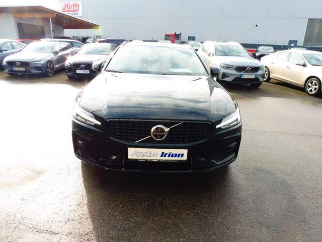 Volvo V60 B4 Kombi Plus Dark