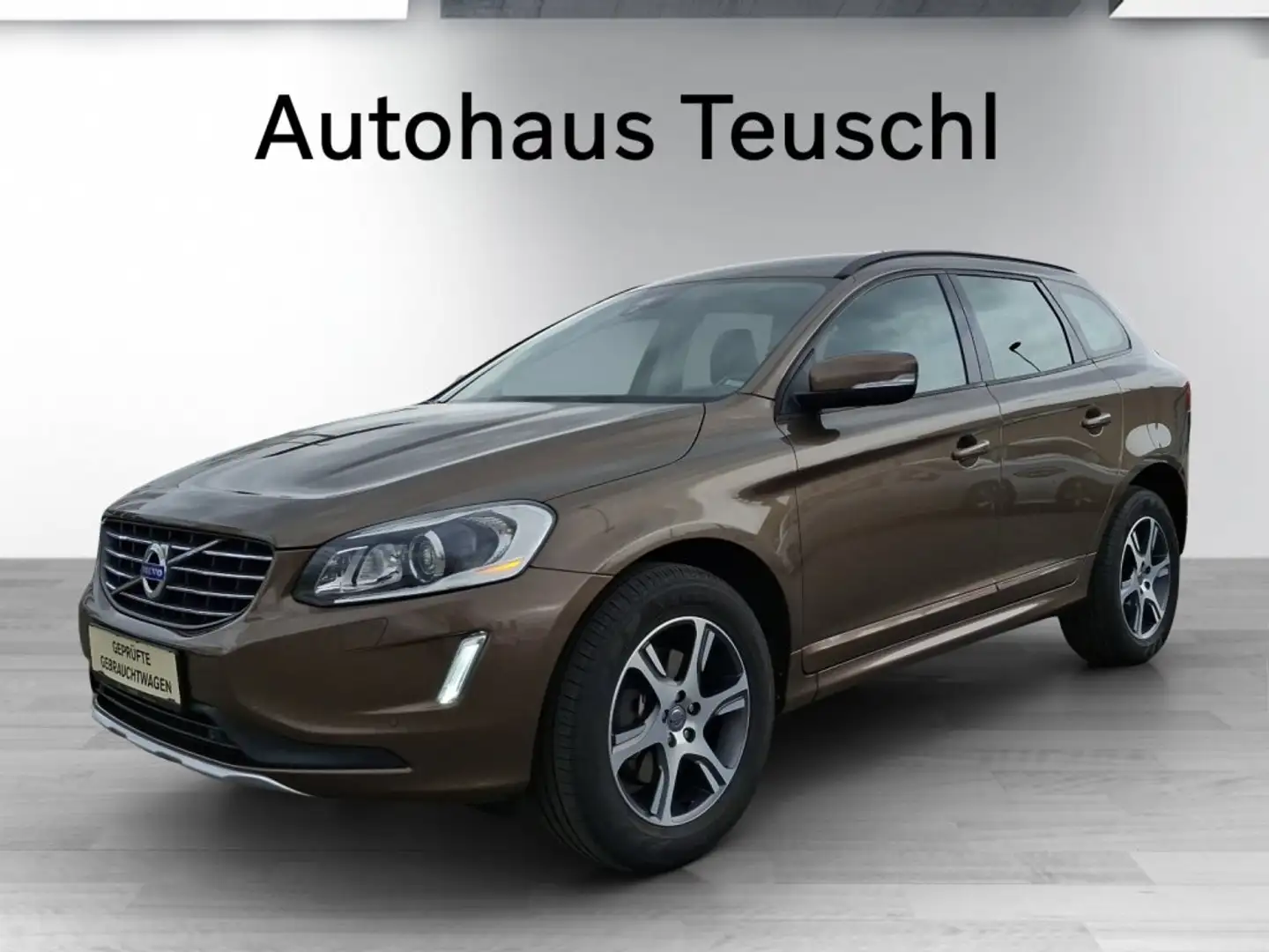 Volvo XC60 D4 AWD Kinetic Brun - 1